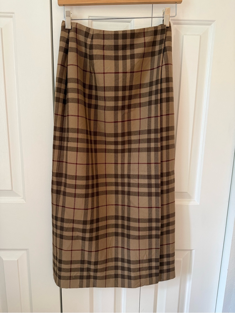 Jones New York Beige Plaid Midi Skirt